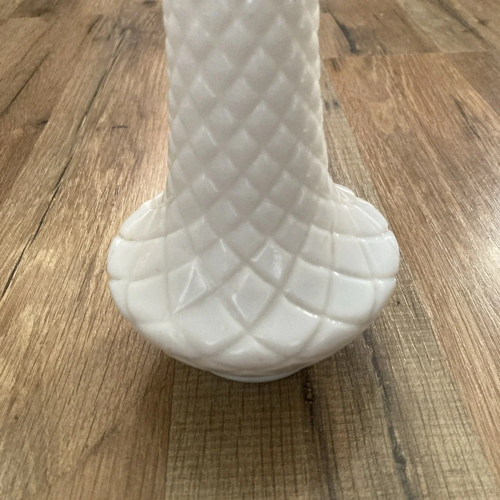 Vintage Hoosier Quilted Pattern White Milk Glass Bud Vase